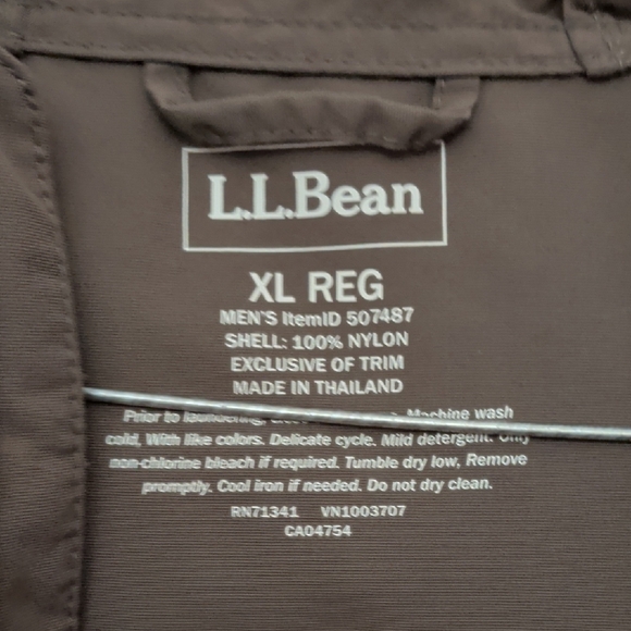 L.L. Bean Mountain Anorak Windbreaker - Picture 2 of 4
